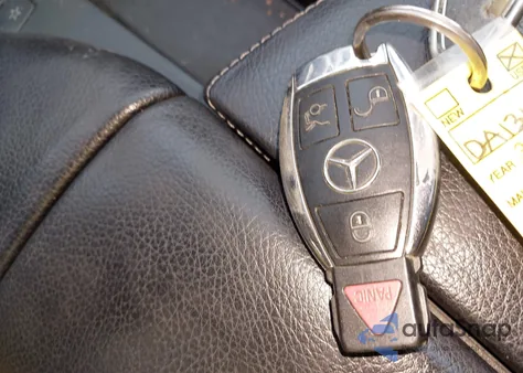 2013 Mercedes-Benz Ml 350 z USA, uszkodzony, nr VIN 4JGDA5JB8DA136092